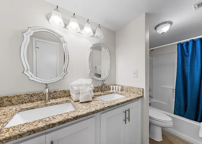 Compass Point 510 Apartment